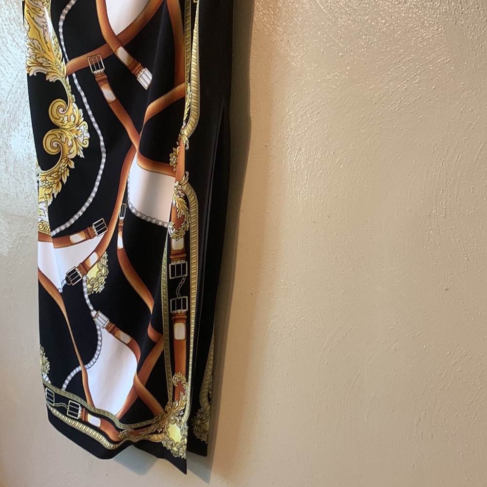 Cache Size 2 Beautiful Designed Maxi Skirt Side S… - image 5